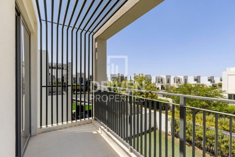 4 غرف نوم فيلا في EMAAR South, الإمارات العربية المتحدة رقم 85816 9