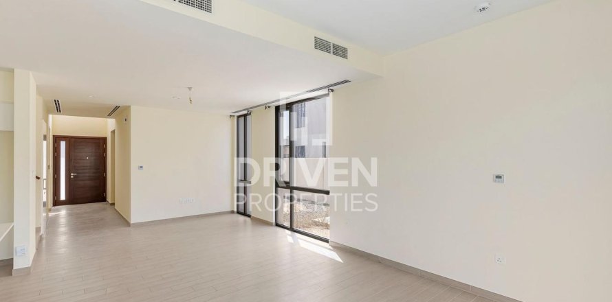 4 غرف نوم فيلا في EMAAR South, الإمارات العربية المتحدة رقم 85816
