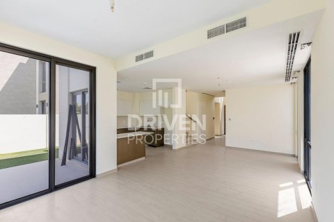 4 غرف نوم فيلا في EMAAR South, الإمارات العربية المتحدة رقم 85816 3