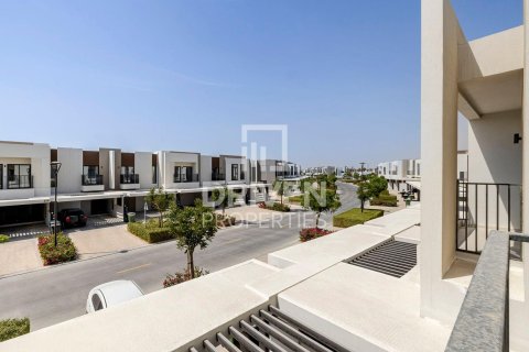 3 غرف نوم فيلا في EMAAR South, الإمارات العربية المتحدة رقم 85790 7