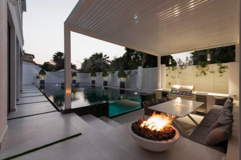 Villa de 5 chambres à Dubai Investment Park, UAE No. 99855 9