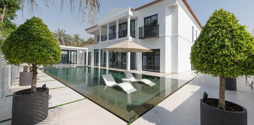 Villa de 5 chambres à Dubai Investment Park, UAE No. 99855