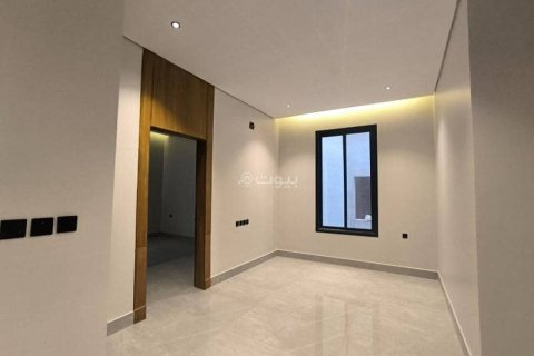 Вилла с 5 спальнями в Эр-Рияд, Саудовская Аравия №99469 10