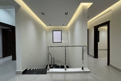 Villa de 4 chambres à Riyadh, Saudi Arabia No. 99467 26