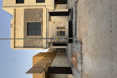 Квартира с 3 спальнями в Эр-Рияд, Саудовская Аравия №99466 1