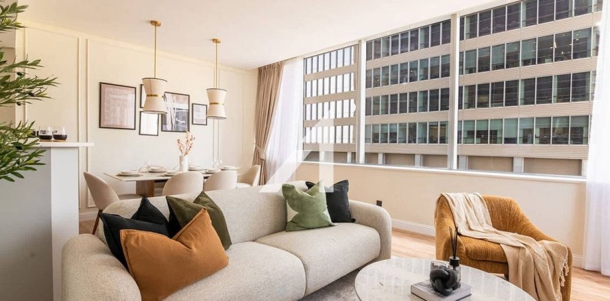 2 bedrooms Apartment in Dubai, UAE No. 46211
