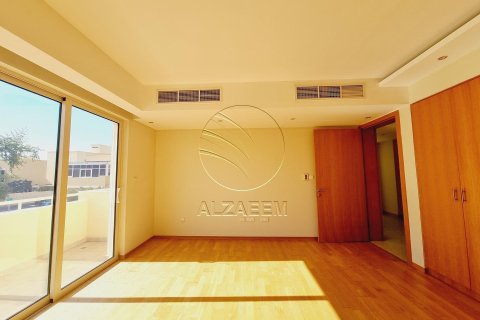 Villa de 4 chambres à Al Raha Gardens, UAE No. 91532 10