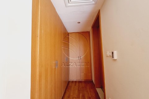 Villa de 4 chambres à Al Raha Gardens, UAE No. 91532 13