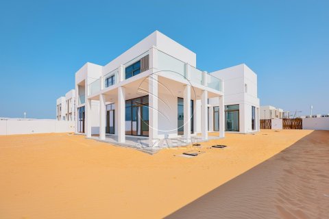 Villa de 6 dormitorios en Abu Dhabi, UAE No. 91544 2