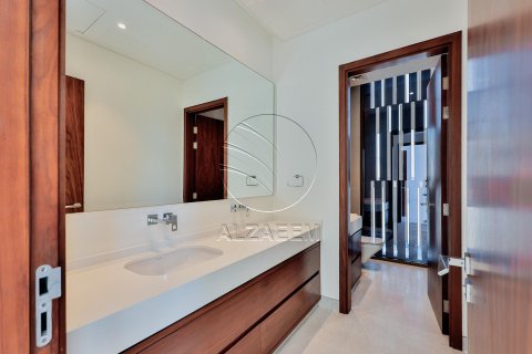 Villa de 6 dormitorios en Abu Dhabi, UAE No. 91544 3