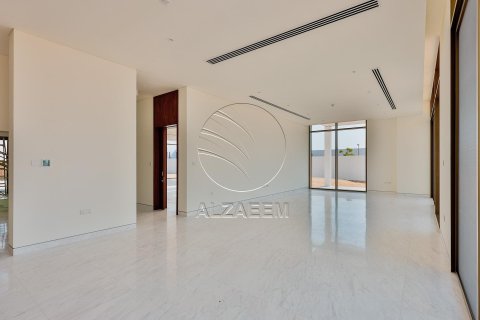 Villa de 6 dormitorios en Abu Dhabi, UAE No. 91544 18