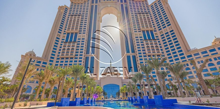 Apartment de 2 dormitorios en The Marina, UAE No. 91547