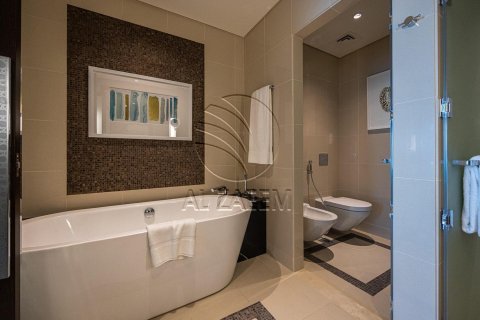 Apartment de 2 dormitorios en The Marina, UAE No. 91547 5