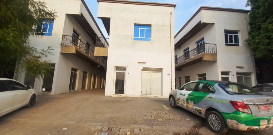 Commercial property de 3600m² en Ghala, Oman No. 98882