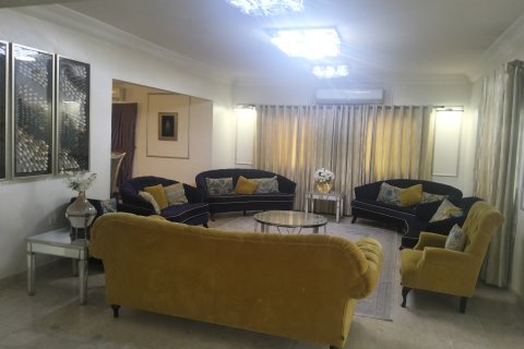 Villa de 7 dormitorios en Muscat, Oman No. 98883 3