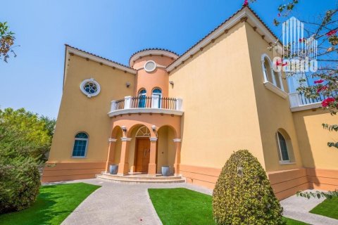 5 bedrooms Villa in Legacy, UAE No. 48032 1