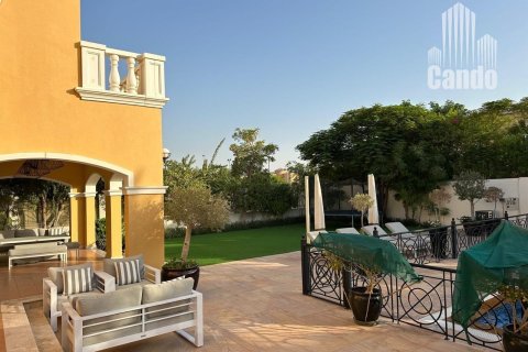 5 bedrooms Villa in Legacy, UAE No. 48032 7