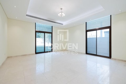 5 bedrooms Villa in Meydan, UAE No. 85521 12