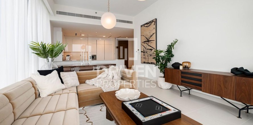 Apartment de 3 dormitorios en Al Wasl, UAE No. 85502