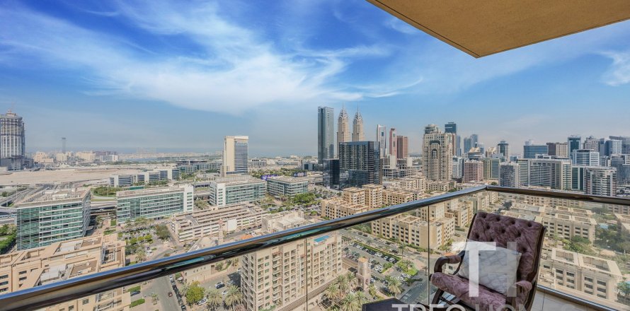 Appartement de 2 chambres à Greens, UAE No. 73933