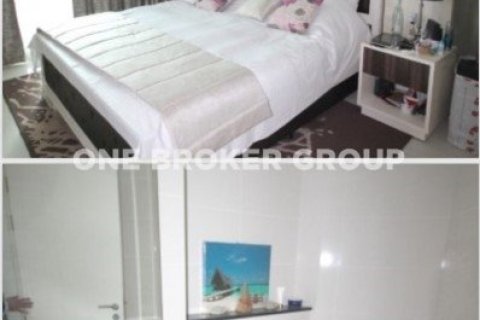 Apartment de 3 dormitorios en BAY'S EDGE Business Bay, UAE No. 94882 12