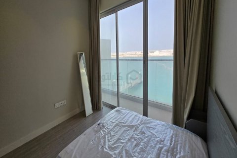 Villa de 4 chambres à Diyar Al Muharraq, Bahrain No. 107069 3