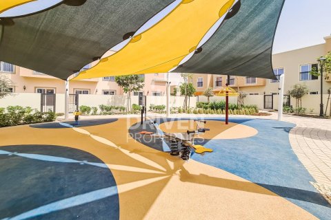 Villa de 3 chambres à Villanova, UAE No. 85072 9