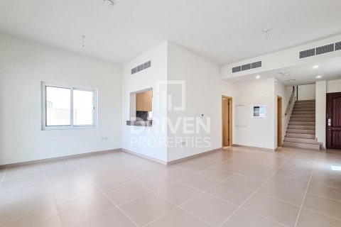 Villa de 3 chambres à Villanova, UAE No. 85072 2