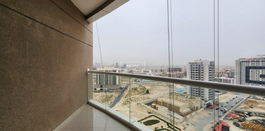 Appartement de 3 chambres à Arjan, UAE No. 102379