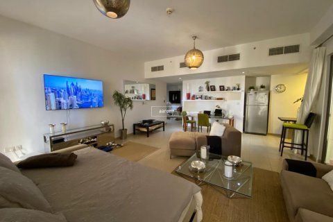 Квартира с 1 спальней  №102375 2