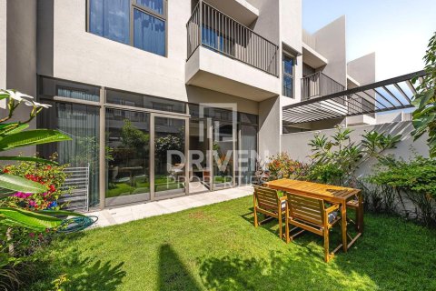 Townhouse de 3 dormitorios en Mohammed Bin Rashid City, UAE No. 85656 22