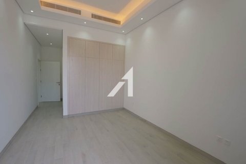 Villa de 4 dormitorios en Dubai, UAE No. 101780 12