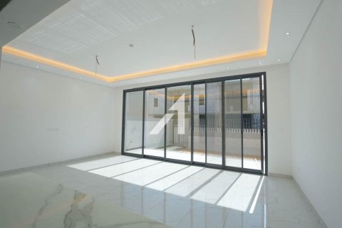 Villa de 4 dormitorios en Dubai, UAE No. 101780 4