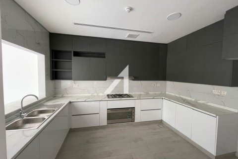 Villa de 4 dormitorios en Dubai, UAE No. 101780 16