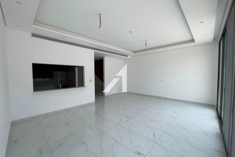 Villa de 4 dormitorios en Dubai, UAE No. 101780 13