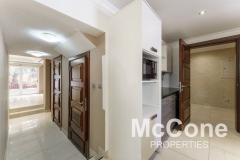 4 bedrooms Villa in Meadows, UAE No. 74934 5