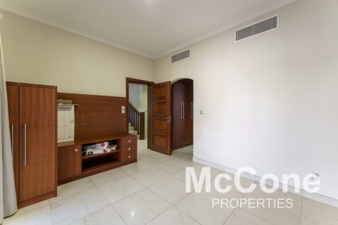 4 bedrooms Villa in Meadows, UAE No. 74934 9