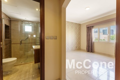 4 bedrooms Villa in Meadows, UAE No. 74934 14