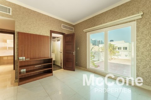 4 bedrooms Villa in Meadows, UAE No. 74934 16