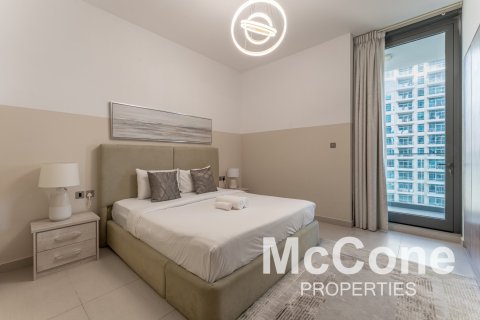 Apartment de 2 dormitorios en LIV Residence, UAE No. 74919 9