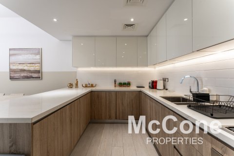 Apartment de 2 dormitorios en LIV Residence, UAE No. 74919 4