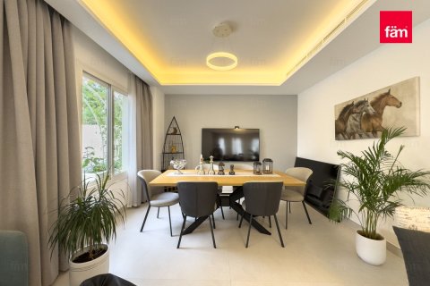 Villa de 3 chambres à Dubai, UAE No. 100263 8