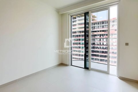 Квартира с 1 спальней в EMAAR Beachfront, ОАЭ №78873 12