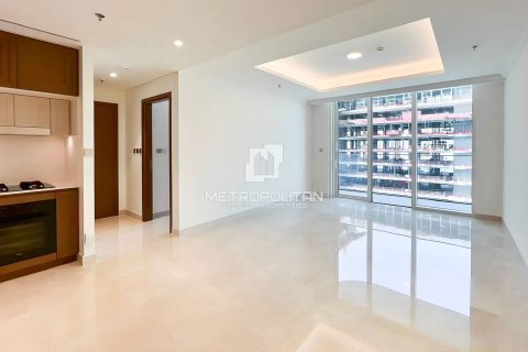 Квартира с 1 спальней в EMAAR Beachfront, ОАЭ №78873 1