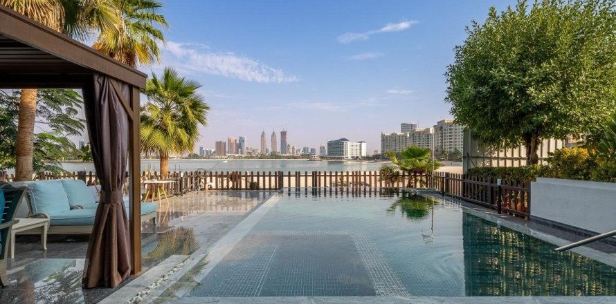 Villa de 5 chambres à Palm Jumeirah, UAE No. 103446