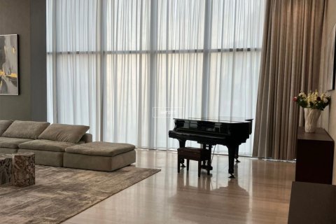 Пентхаус с 4 спальнями №102351 3