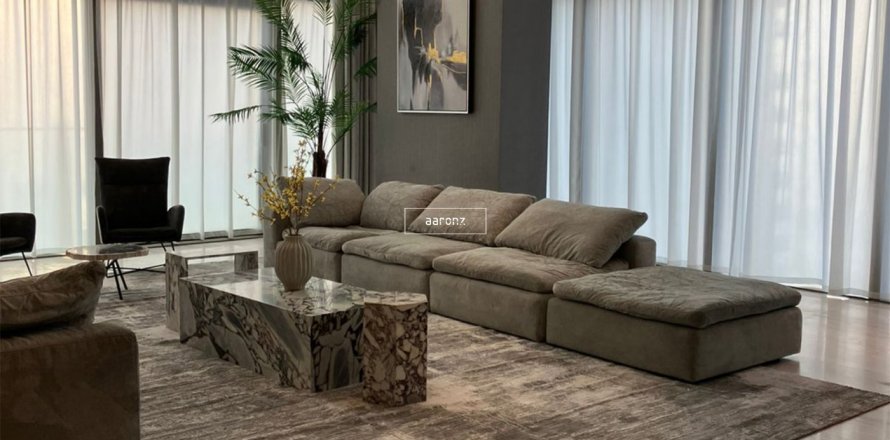 Пентхаус с 4 спальнями №102351