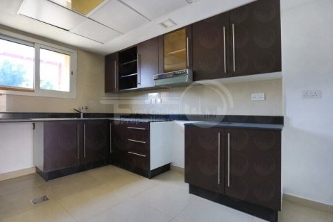 Вилла с 5 спальнями в Al Reef, ОАЭ №12214 5