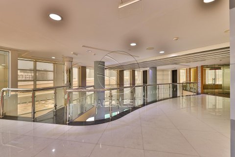 616مربع، عقار تجاري في Al Nahyan Camp, الإمارات العربية المتحدة رقم 90142 9