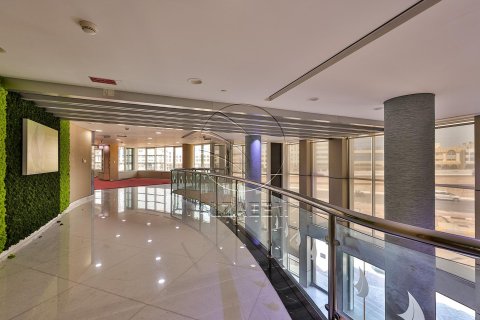 616مربع، عقار تجاري في Al Nahyan Camp, الإمارات العربية المتحدة رقم 90142 4